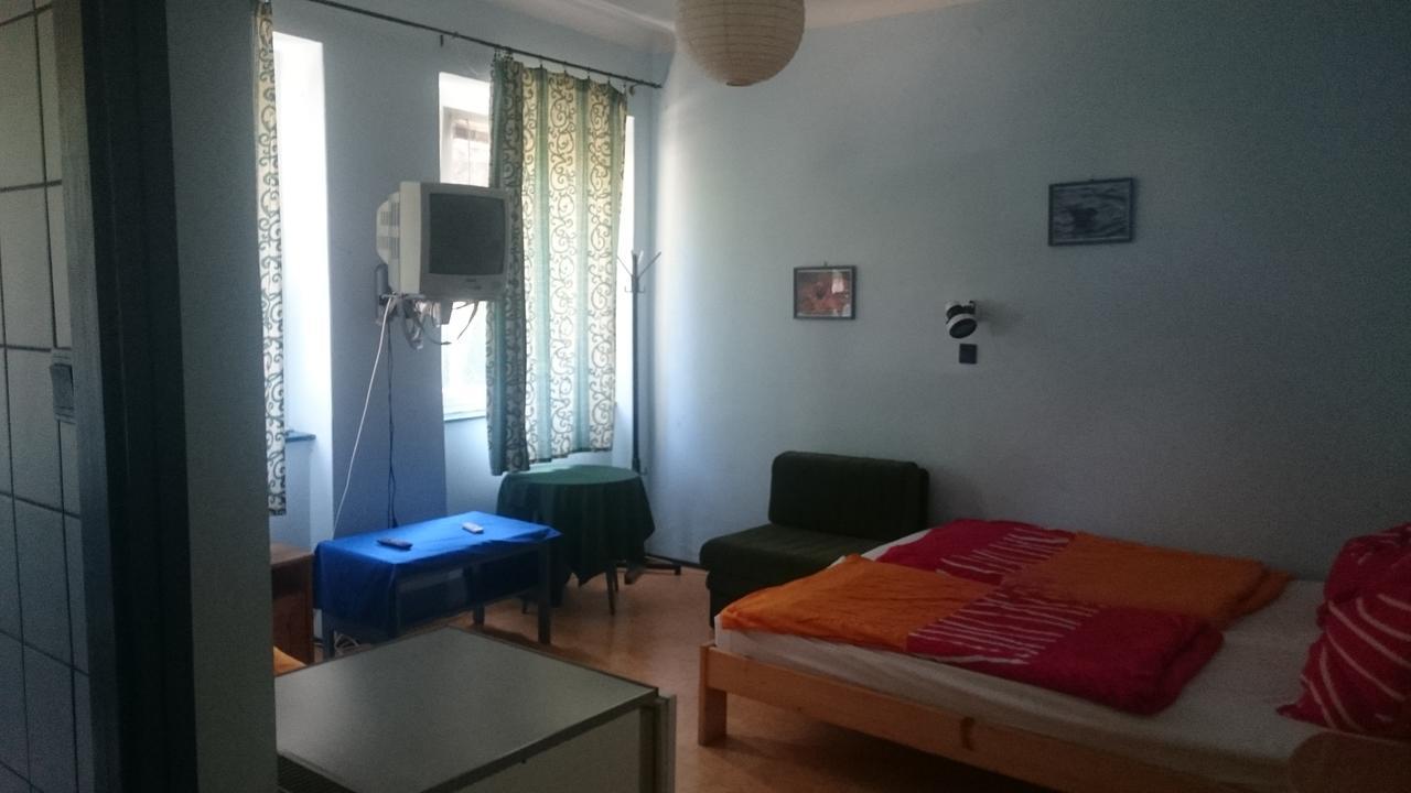 Piccolo Panzio Bed & Breakfast Balatonfenyves Exterior foto