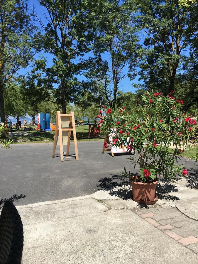 Piccolo Panzio Bed & Breakfast Balatonfenyves Exterior foto